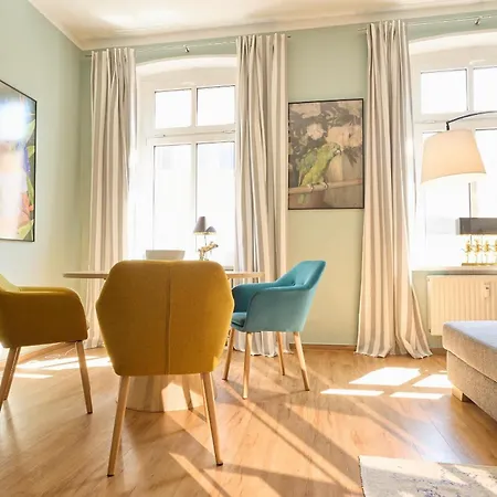 Apartment Papagei In Der Schweriner Altstadt - Abc569 *