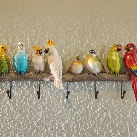 Papagei In Der Schweriner Altstadt - Abc569