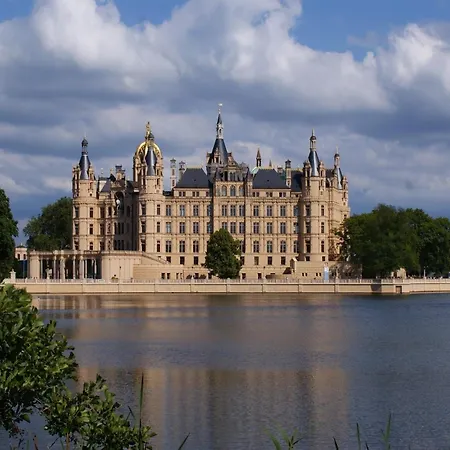 Apartment Papagei In Der Schweriner Altstadt - Abc569 *