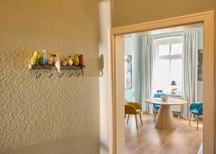 Papagei In Der Schweriner Altstadt - Abc569